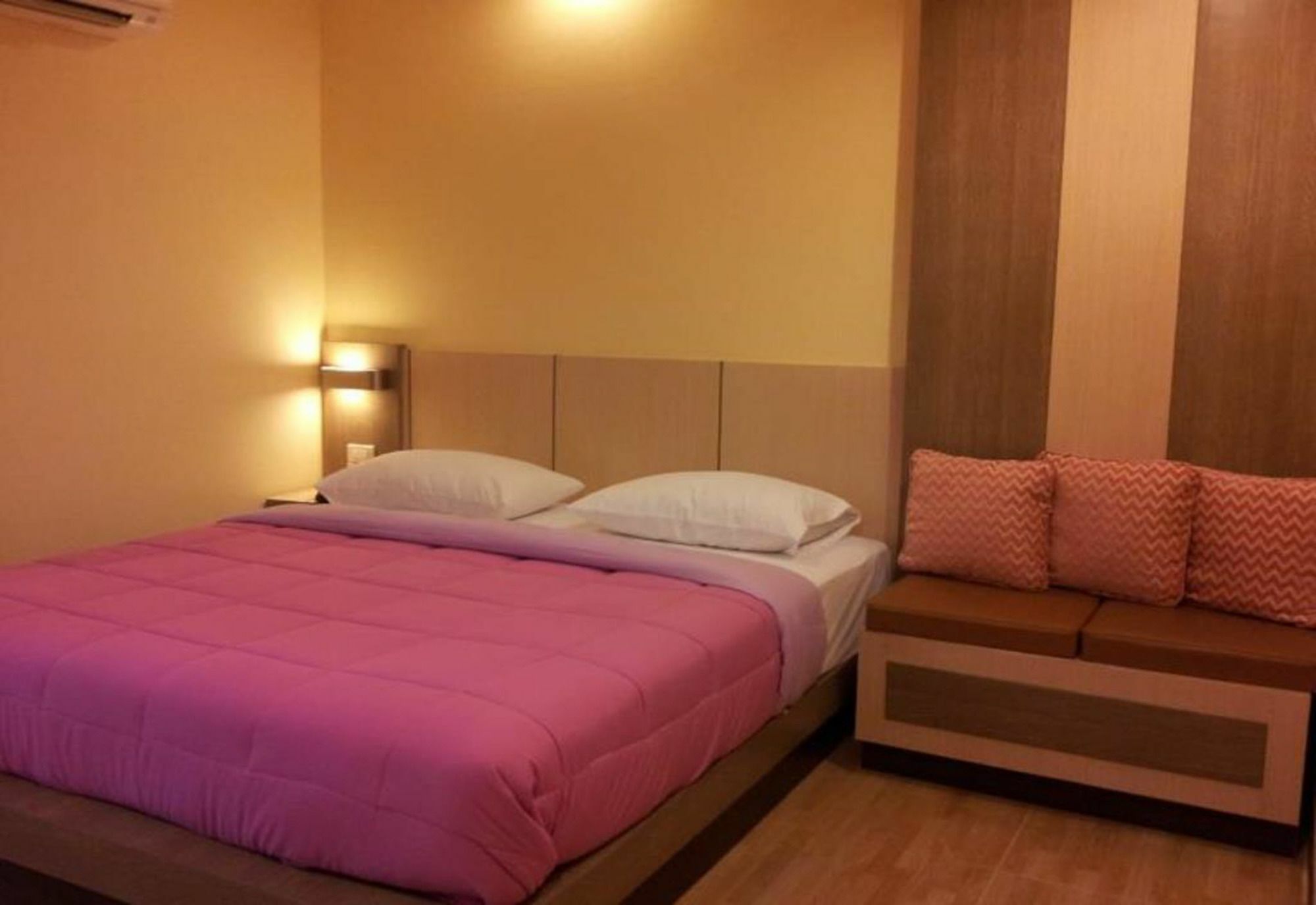 Kaennakorn Khonkaen Hotel Khonken Kültér fotó